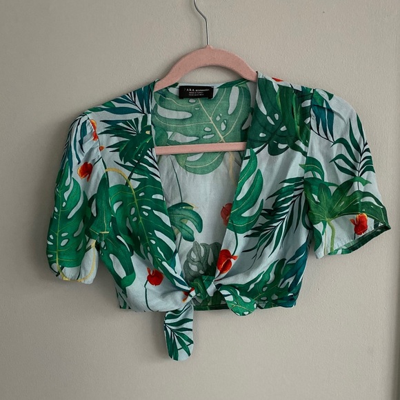 Zara Tie Front Tropical Print Blouse - Picture 4 of 4